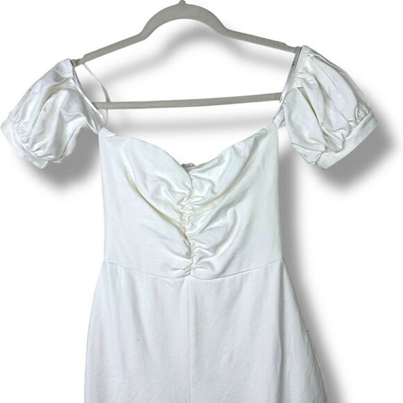 Lulus NWOT Impress Release White Off-The-Shoulder Puff Sleeve Ponte Jumpsuit XS - Picture 5 of 10